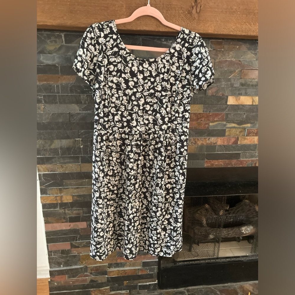 Seraphine Maternity/Nursing Black Floral Open Back Dress Size 4